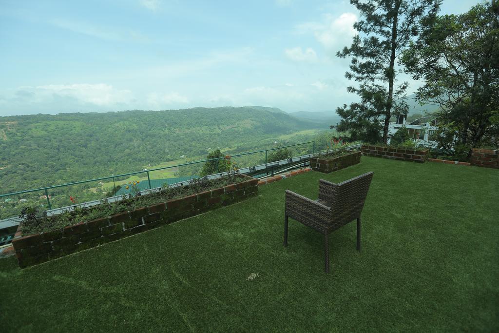 Отель Spicetree Munnar Chinnakanal Экстерьер фото