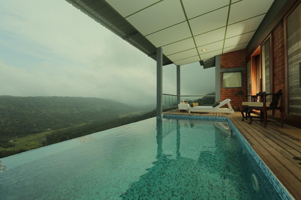 Отель Spicetree Munnar Chinnakanal Экстерьер фото